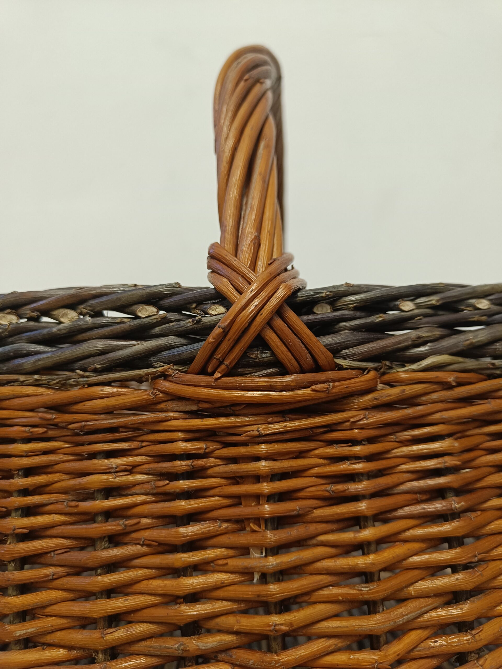 Spacious Brown & Black Basket - Image 15
