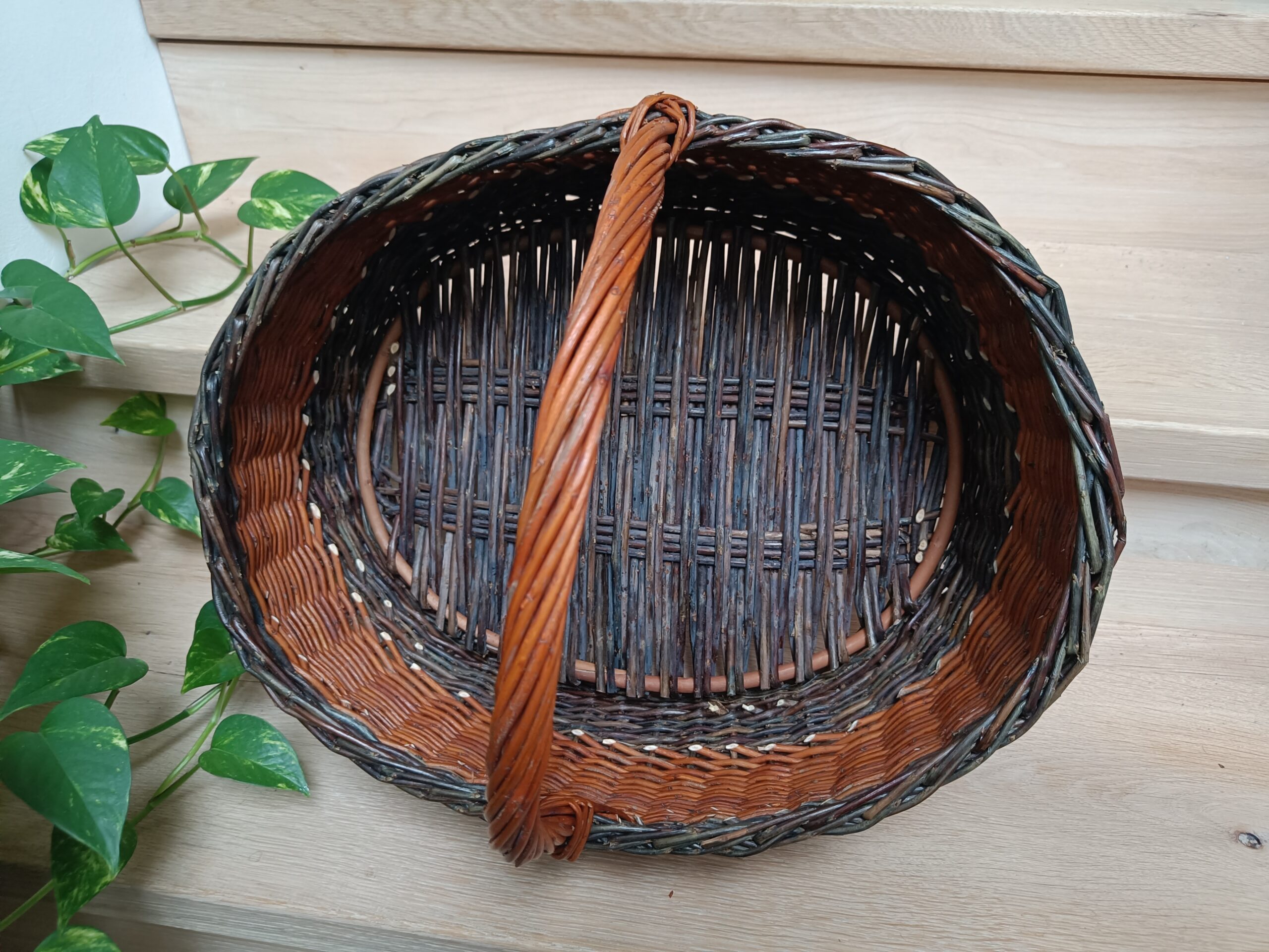 Spacious Brown & Black Basket - Image 12
